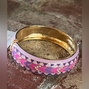 Manluck Aztec geometric design rhinestone enamel hinged cuff bracelet